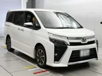 Toyota VOXY лот № 30042 оценка 4  с аукциона в Японии 4