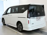 Nissan SERENA лот № 20004 оценка 4.5  с аукциона в Японии 5