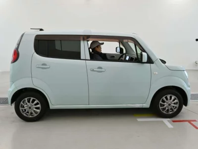 Suzuki MRWAGON