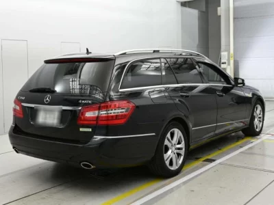 Mercedes-Benz E CLASS WAGON
