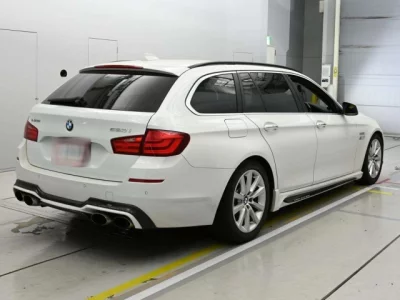 BMW 5-Series  с аукциона в Японии