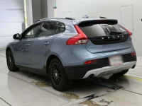 Volvo V40 лот № 90126 оценка 4  с аукциона в Японии 5