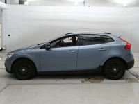 Volvo V40 лот № 90126 оценка 4  с аукциона в Японии 3