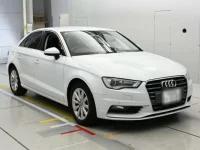 Audi A3 лот № 38019 оценка 5  с аукциона в Японии 4