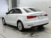 Audi A3 лот № 38019 оценка 5  с аукциона в Японии 5