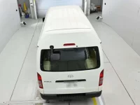 Toyota HIACE VAN лот № 40059 оценка 6  с аукциона в Японии 7