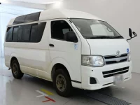 Toyota HIACE VAN лот № 30324 оценка R  с аукциона в Японии 4
