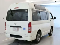 Toyota HIACE VAN лот № 30318 оценка 3.5  с аукциона в Японии 1