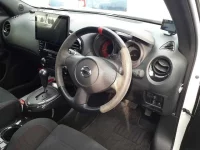 Nissan JUKE лот № 30250 оценка 4.5  с аукциона в Японии 8