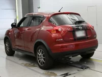 Nissan JUKE лот № 30274 оценка 4  с аукциона в Японии 5