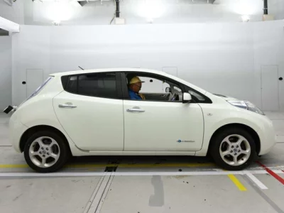 Nissan LEAF  с аукциона в Японии