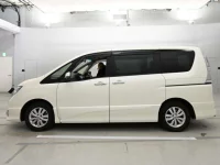 Nissan SERENA лот № 30277 оценка 3.5  с аукциона в Японии 3