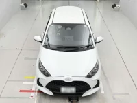 Toyota YARIS лот № 36152 оценка 5  с аукциона в Японии 6