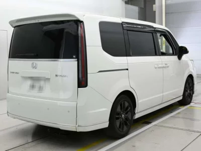 Honda STEP WAGON  с аукциона в Японии
