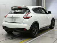 Nissan JUKE лот № 30422 оценка R  с аукциона в Японии 1