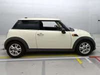 BMW MINI лот № 90351 оценка 4  с аукциона в Японии 2