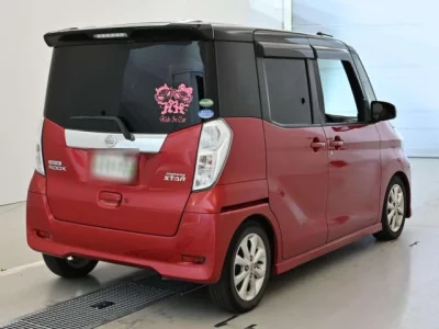 Nissan DAYZ ROOX  с аукциона в Японии