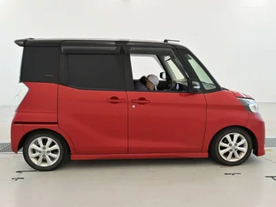 Nissan DAYZ ROOX  с аукциона в Японии