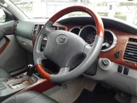 Toyota HILUX SURF лот № 30358 оценка 3.5  с аукциона в Японии 8
