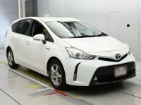 Toyota PRIUS ALPHA лот № 30381 оценка 4  с аукциона в Японии 4