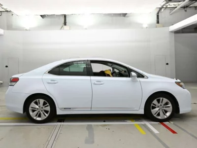 Lexus HS