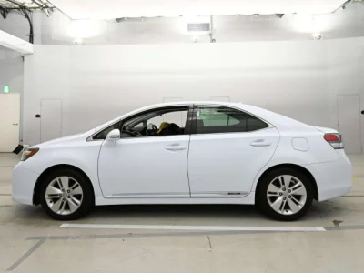 Lexus HS