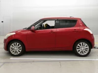 Suzuki SWIFT лот № 30346 оценка 3.5  с аукциона в Японии 3