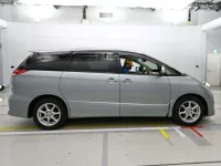 Toyota ESTIMA лот № 30477 оценка 4.5  с аукциона в Японии 2