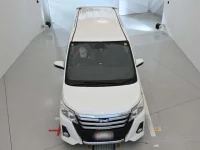 Toyota NOAH лот № 30454 оценка 3.5  с аукциона в Японии 5