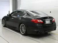 Nissan FUGA лот № 10146 оценка 3.5  с аукциона в Японии 4