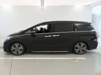 Honda ODYSSEY лот № 30452 оценка 4  с аукциона в Японии 3