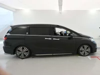 Honda ODYSSEY лот № 30452 оценка 4  с аукциона в Японии 2