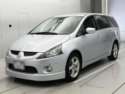 Mitsubishi GRANDIS