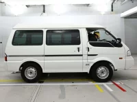 Mazda BONGO VAN лот № 40116 оценка 4.5  с аукциона в Японии 2