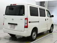 Mazda BONGO VAN лот № 11054 оценка 3  с аукциона в Японии 1
