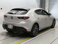 Mazda MAZDA3 лот № 30483 оценка 5  с аукциона в Японии 1