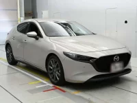 Mazda MAZDA3 лот № 30483 оценка 5  с аукциона в Японии 4