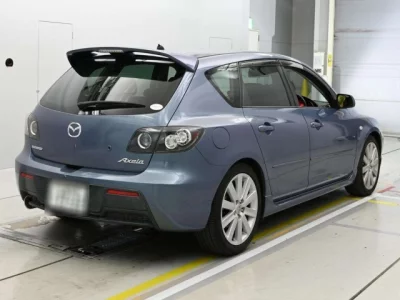 Mazda AXELA  с аукциона в Японии