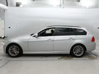 BMW 3-Series лот № 90437 оценка 4  с аукциона в Японии 3