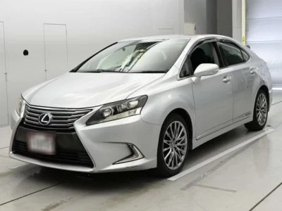 Lexus HS