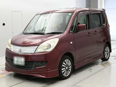 Mitsubishi DELICA D2