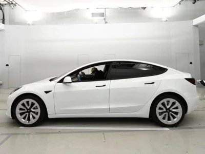 Tesla MODEL3