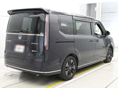 Honda STEP WAGON  с аукциона в Японии