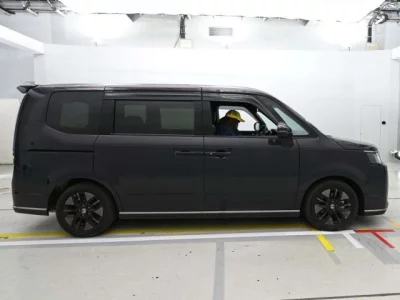 Honda STEP WAGON  с аукциона в Японии