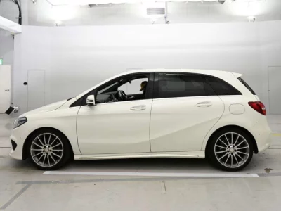 Mercedes-Benz B CLASS