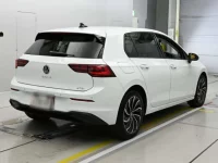 Volkswagen GOLF лот № 38100 оценка 5  с аукциона в Японии 1