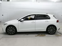 Volkswagen GOLF лот № 38100 оценка 5  с аукциона в Японии 3