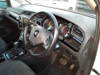 Volkswagen GOLF TOURAN лот № 38118 оценка 3.5  с аукциона в Японии 8