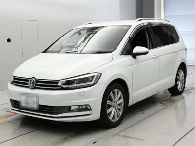 Volkswagen GOLF TOURAN