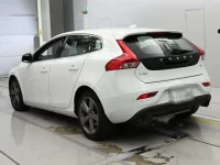Volvo V40 лот № 38114 оценка 4  с аукциона в Японии 5